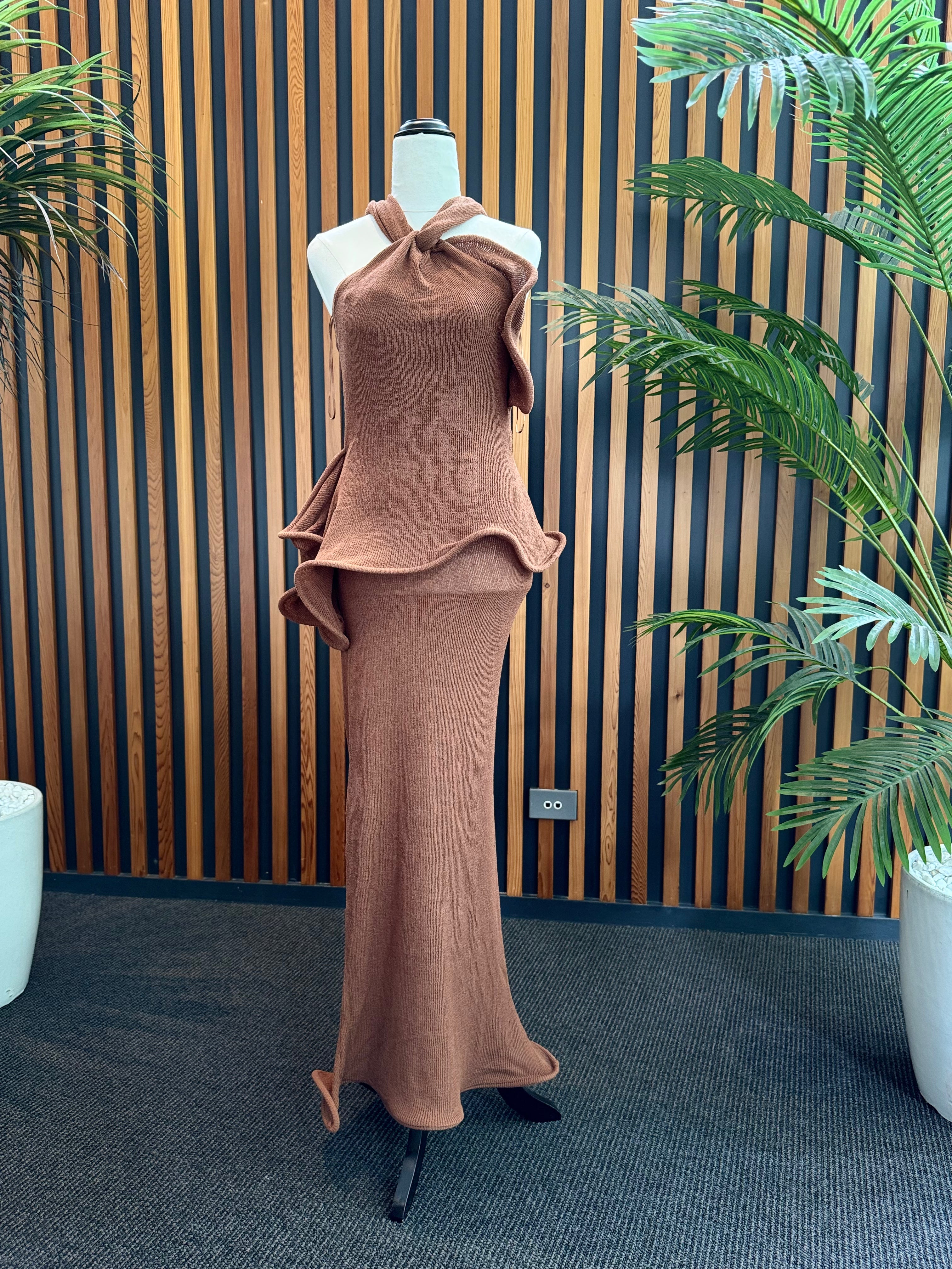 Elegant  sculpted knitted maxi dress